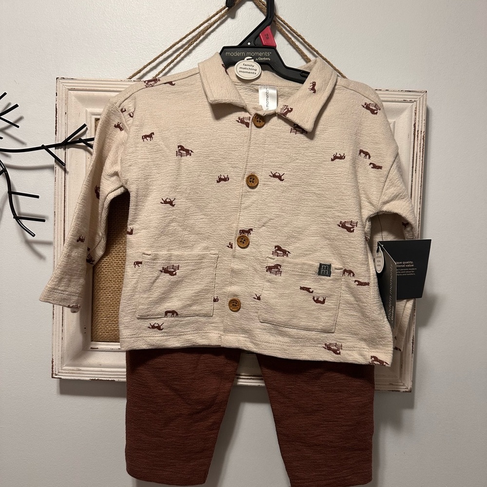 NWT - Gerber Cream Baby Outfit with horse 🐎 Accents-18 months